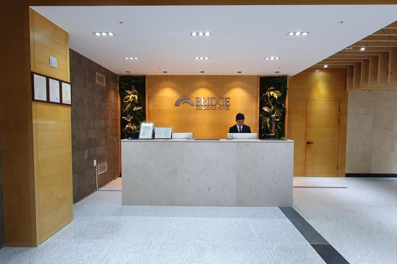 Bridge Residence Hotel Seogwipo Eksteriør billede