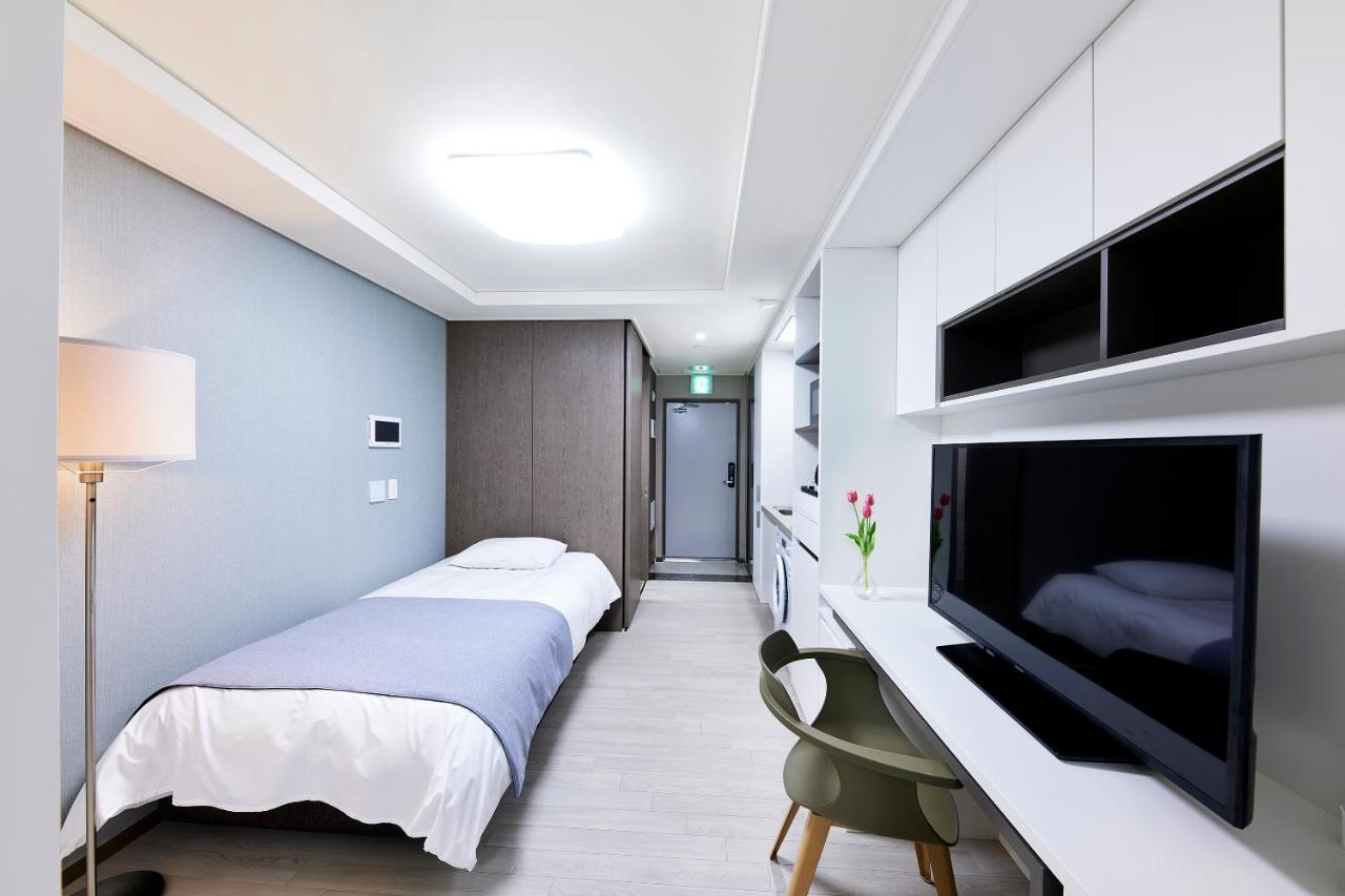 Bridge Residence Hotel Seogwipo Eksteriør billede